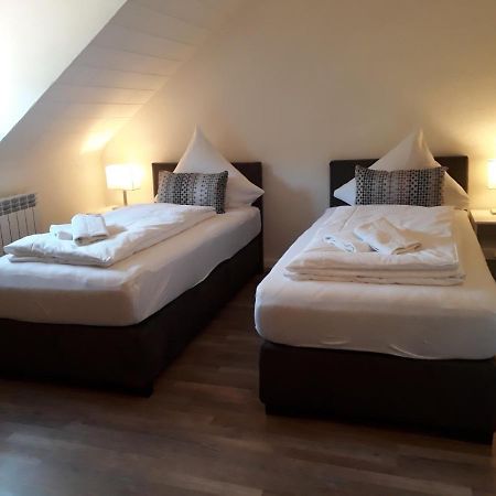 Ferienwohnungen Haus Scheidter 42 Sarrebruck Extérieur photo