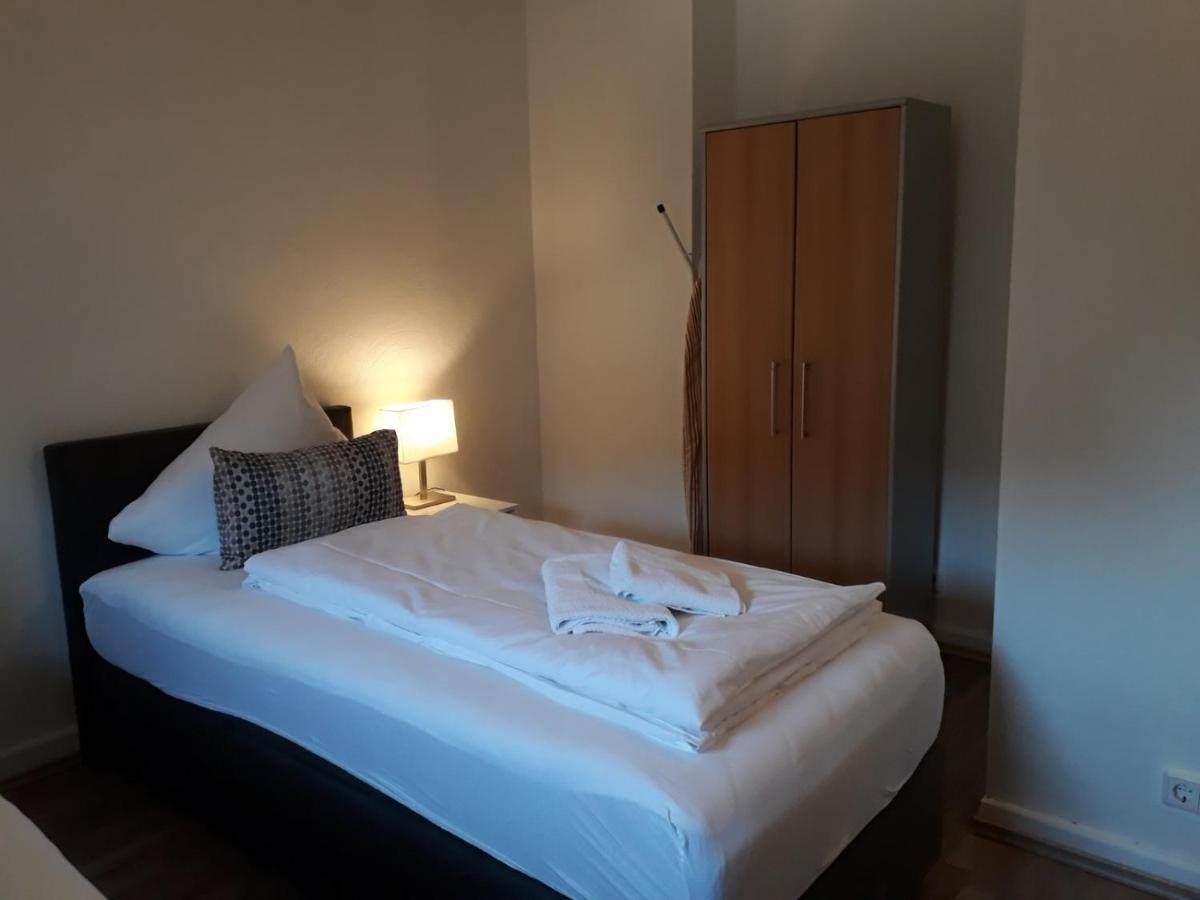 Ferienwohnungen Haus Scheidter 42 Sarrebruck Extérieur photo