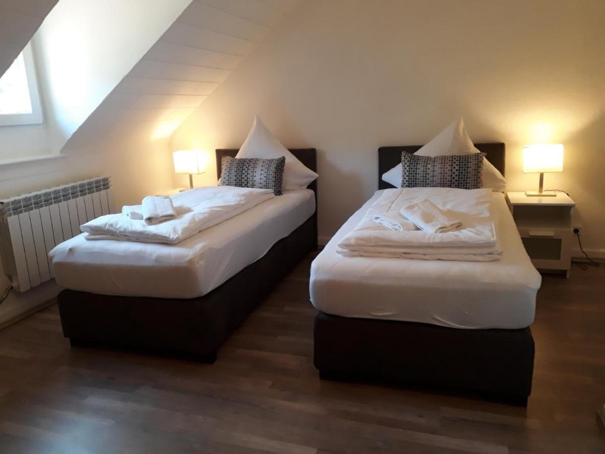 Ferienwohnungen Haus Scheidter 42 Sarrebruck Extérieur photo